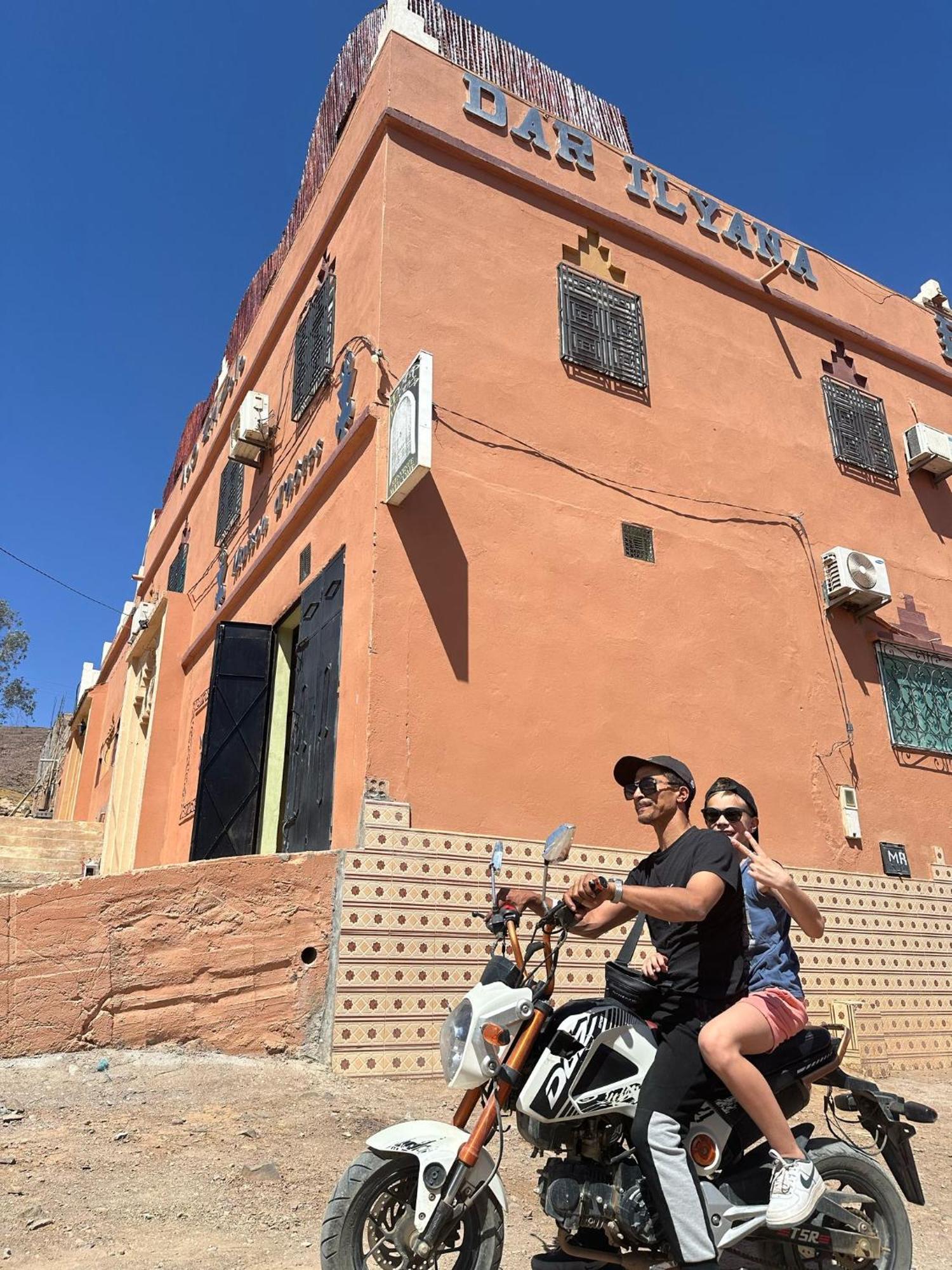 Dar Ilyana Otel Ait Tiourhza Dış mekan fotoğraf