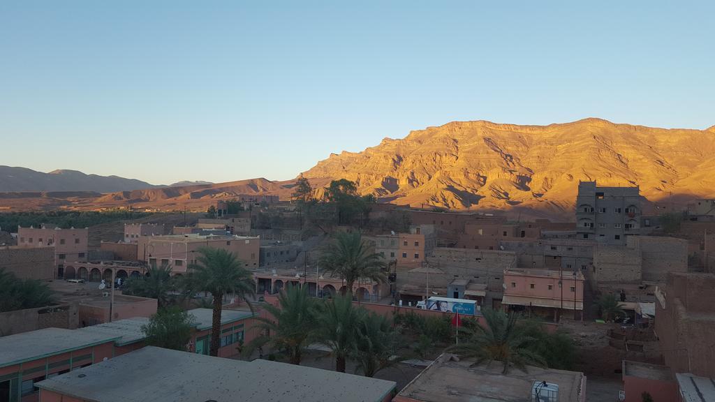 Dar Ilyana Otel Ait Tiourhza Dış mekan fotoğraf